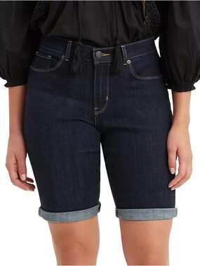 Levi’s Classic Bermuda Shorts in Royal Rinse Dark Wash Size 12/31